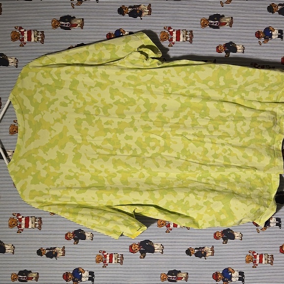 Nike Sportswear Men's Camouflage Lime Green Yellow Shirt 3XL TALL Nike Tee - Picture 8 of 9